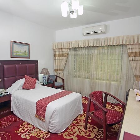 Rigs Inn Dhaka Exterior foto