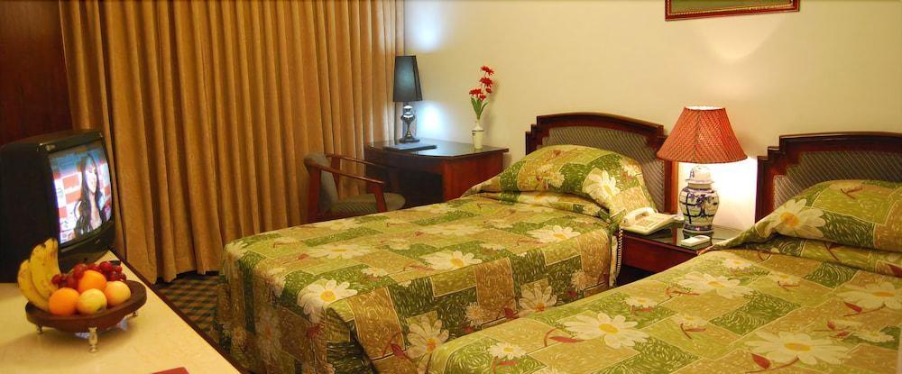 Rigs Inn Dhaka Exterior foto